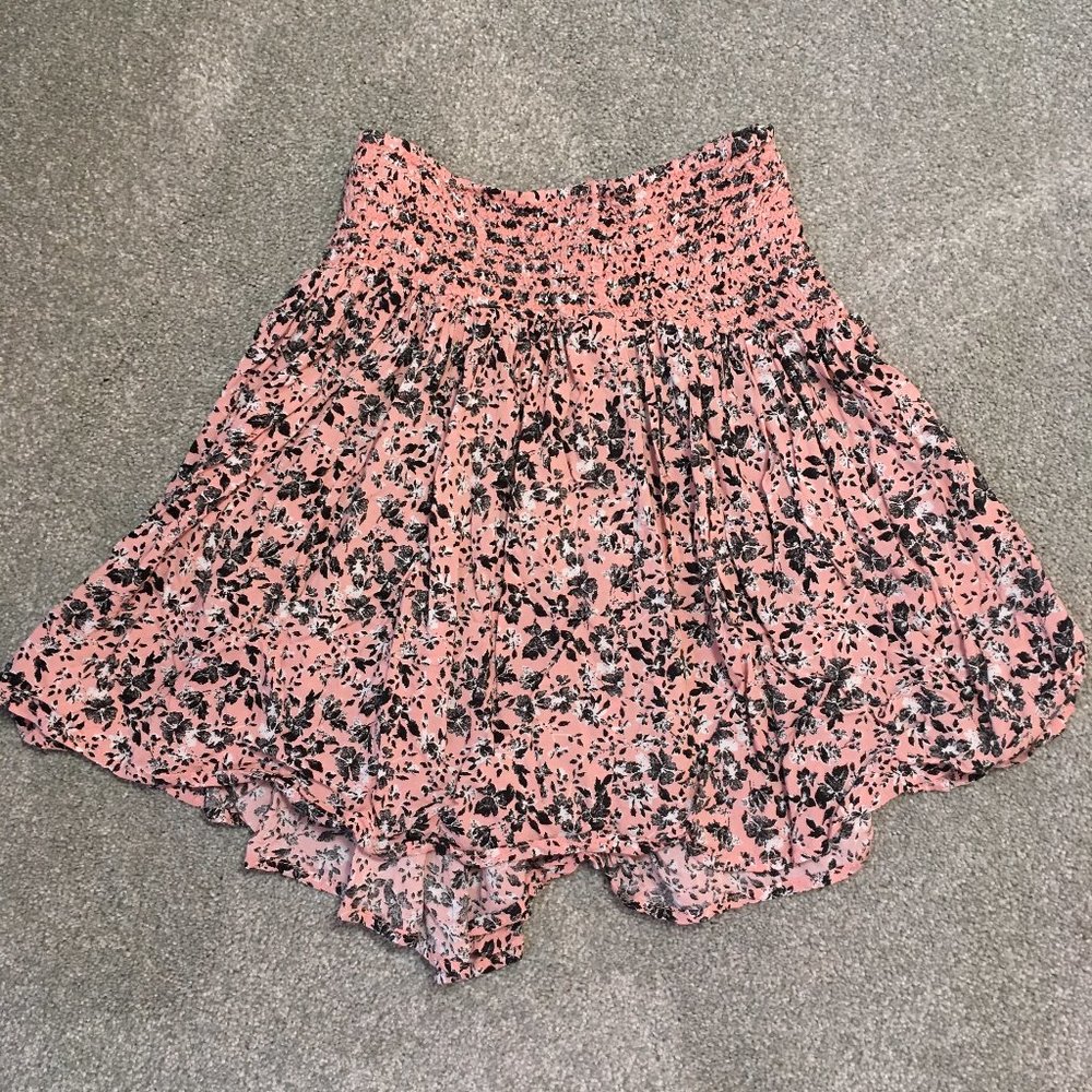 High-waisted floral skater skirt (like new)